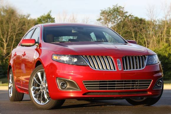 01-lincoln-mks-ecoboost-review-580op.jpg