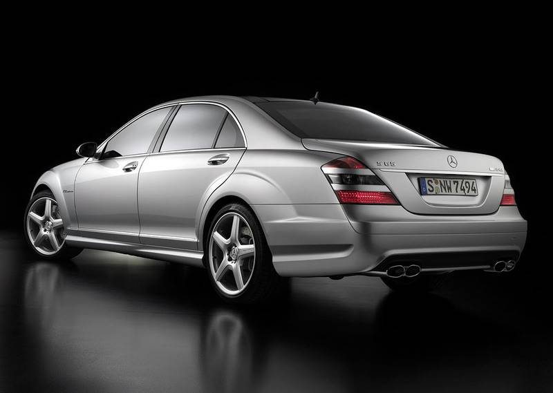 10870-2007-Mercedes-Benz-S65-AMG.jpg