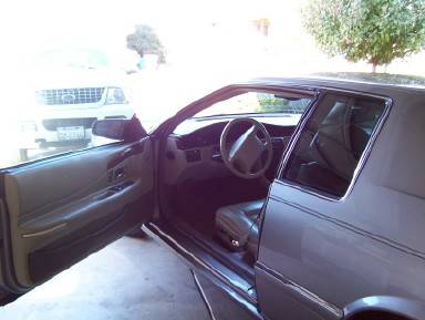 1998Eldorado door open.jpg