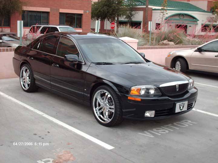 2001 Lincoln LS.jpg