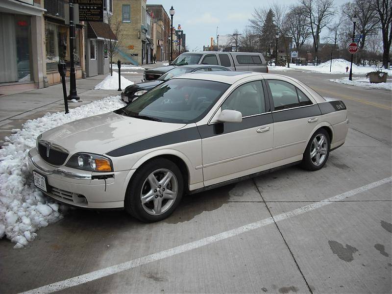 2002 LINCOLN LS V8 004.jpg