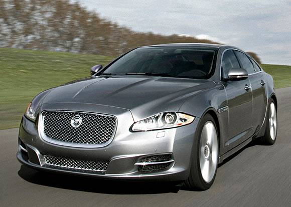 2010jaguarxj_ab010_opt.jpg