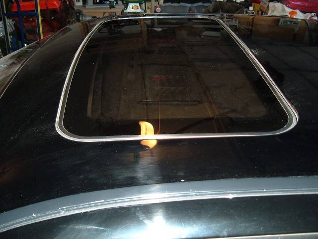 89 tird moonroof (640 x 480).jpg