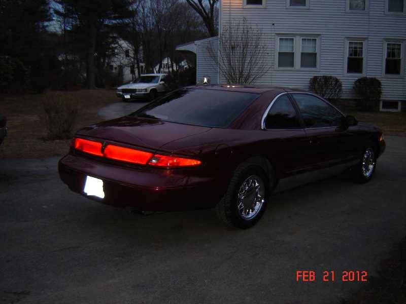 '98 Lincoln Mark VIII 003.JPG