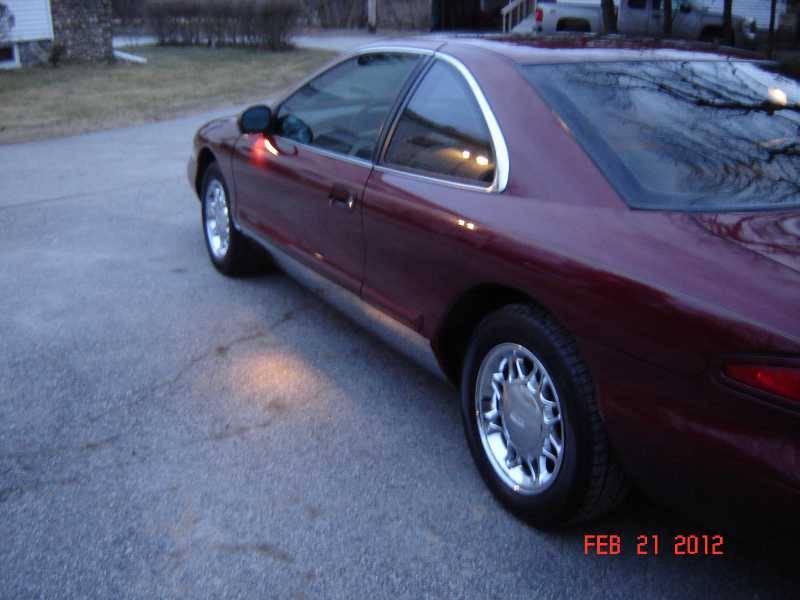 '98 Lincoln Mark VIII 022.JPG