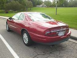 98Buick.Riviera.rear3_4.jpg