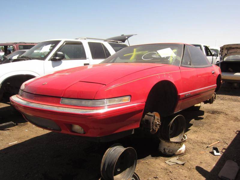 buick-reatta-white-2.jpg