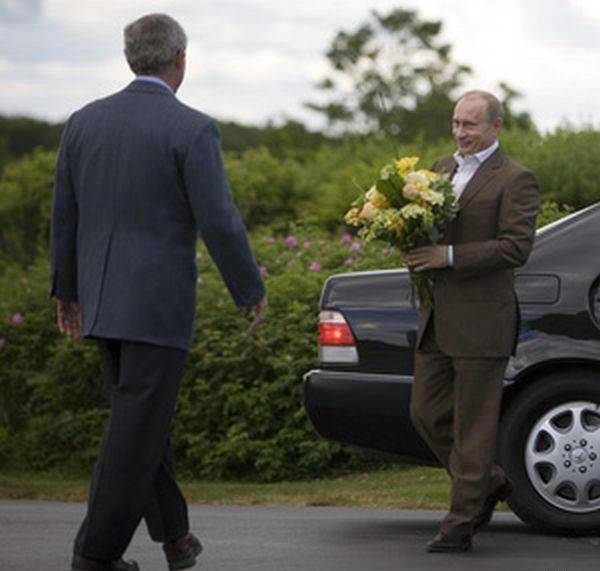 bush-loves-putin.jpg