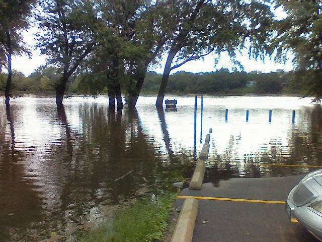 byron flood 07 3.jpg