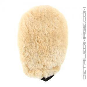 DI-Accessories-Sheepskin-Wash-Mitt-without-thumb_209_1_m_2161.jpg