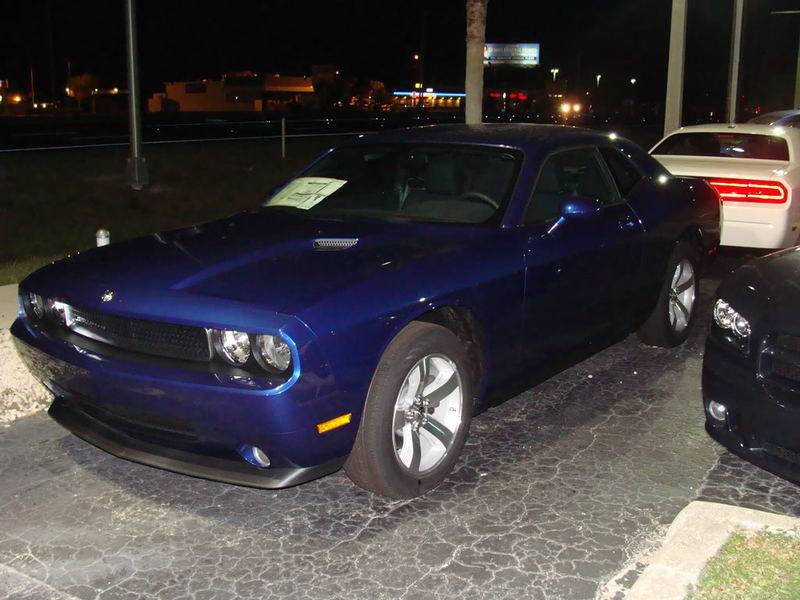 dodgechallenger008.jpg