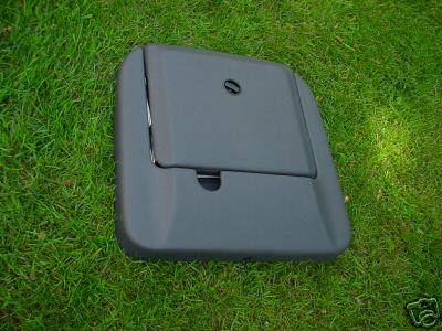 Front Seat back Fold Down Tray1.JPG