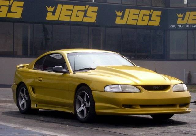 goldmustang.JPG