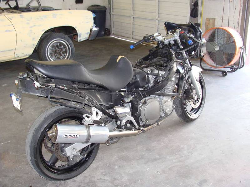 GSX600F011.jpg