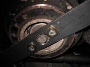 homemade-crankshaft-pulley-locking-tool.jpeg