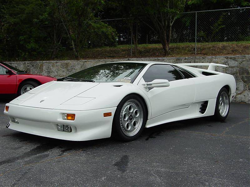 Lamberghini & Ferrari 001.jpg