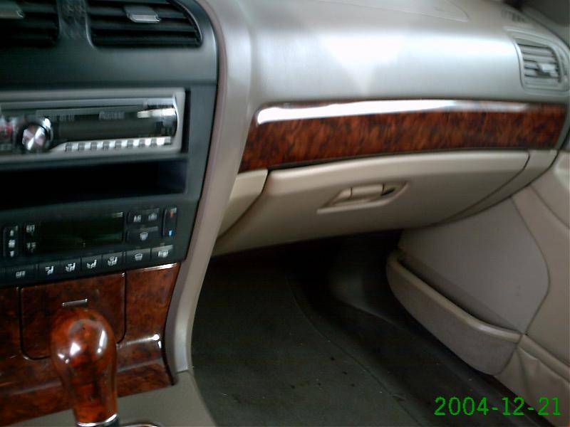 lincoln interior 002.jpg