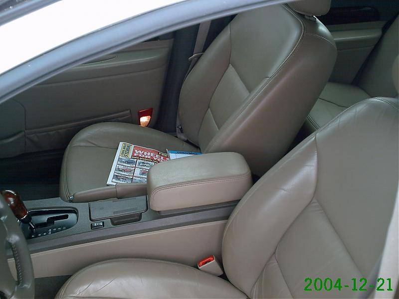 lincoln interior 003.jpg