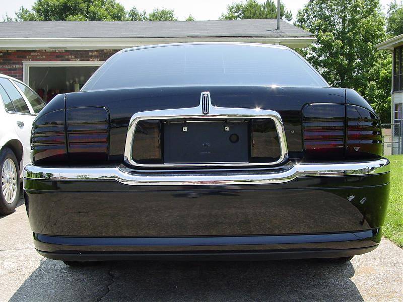 Lincoln LS 001.jpg