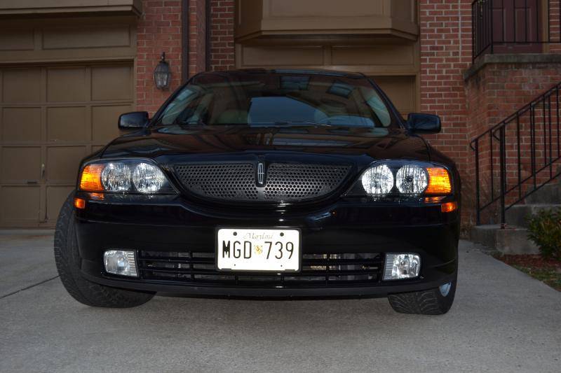 Lincoln LS 006.jpg