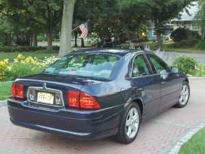 Lincoln LS1.jpg