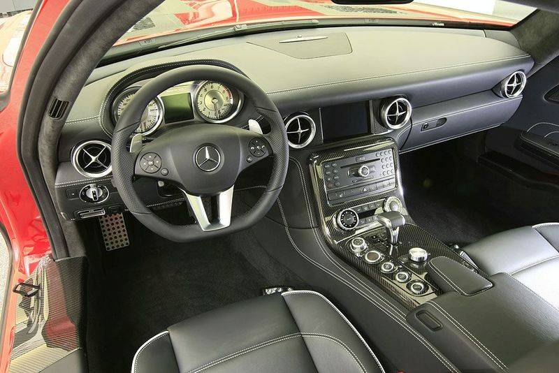 mercedes-sls-amg-gulwing-teaser-img_3.jpg