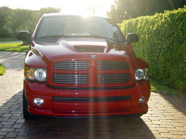 my hemi with srt10 hood 2.jpg