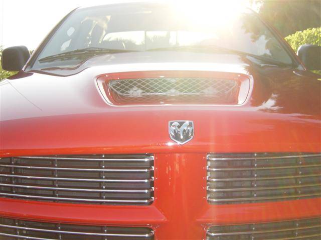 my hemi with srt10 hood 4.jpg