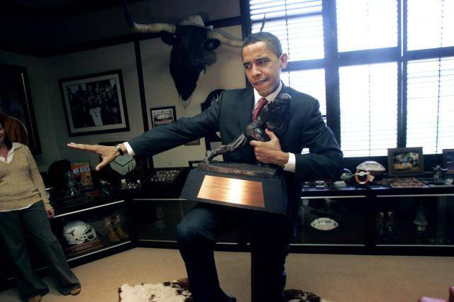 Obama Heisman.jpg