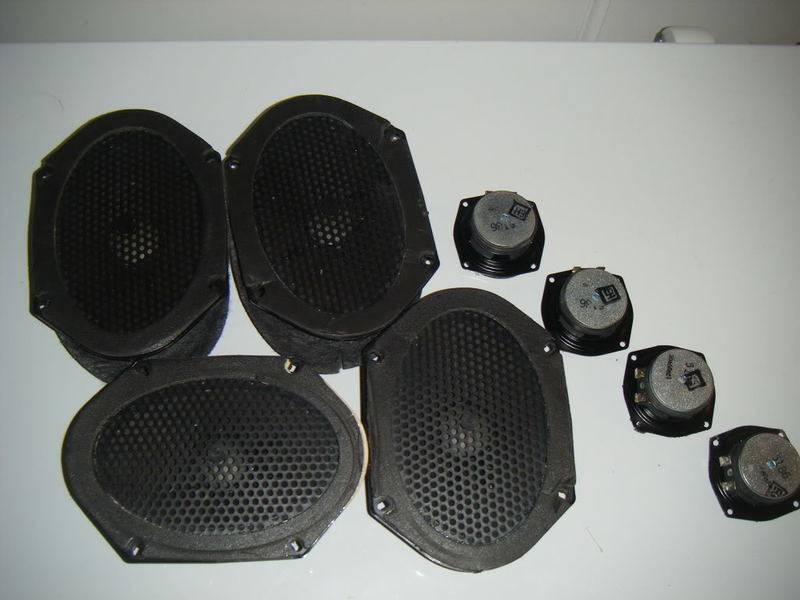 speakers008.jpg