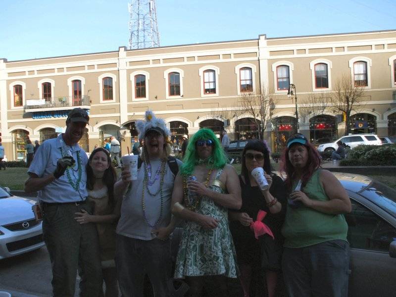 web sized mardigras 078.jpg