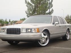 1992 Lincoln Town Car Signature