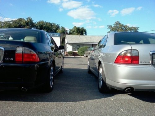 Black 2005 Lincoln LS V8