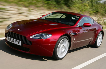 astonMartinV8Vantage_m_m.jpg