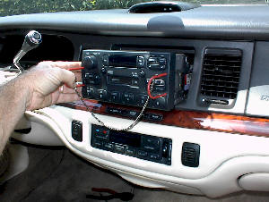 Stereo, car audio, car stereo installation, lincoln towncar stereo problems, lincoln towncar stereo system, lincoln town car